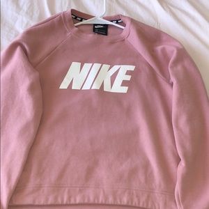 nike sweatshirt
